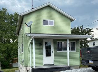 352 Price St, Bovard, PA 15619