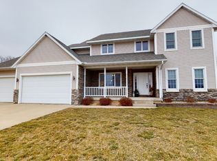 806 17th Ct SE, Mason City, IA 50401