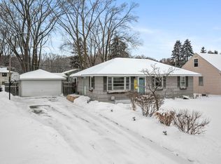 5573 Fairview Ave N, Shoreview, MN 55126