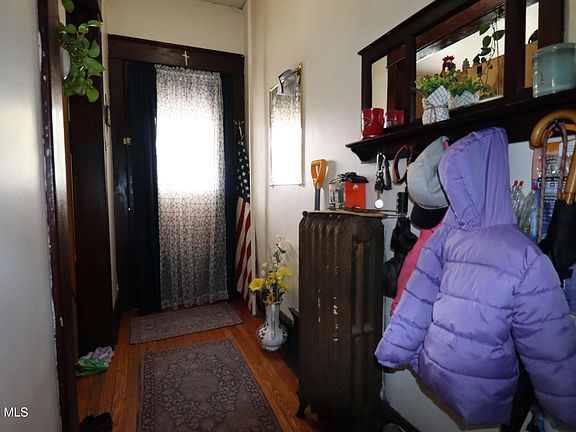 4th image of 1764 Avenue B