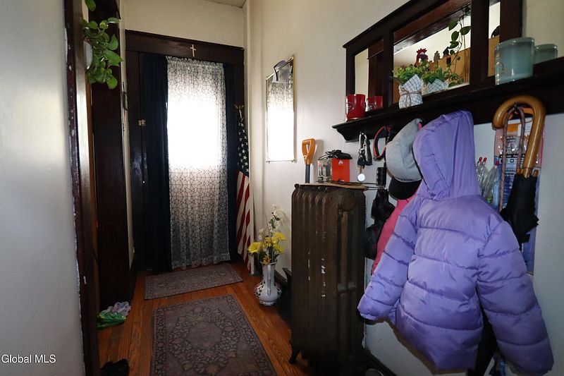 4th image of 1764 Avenue B