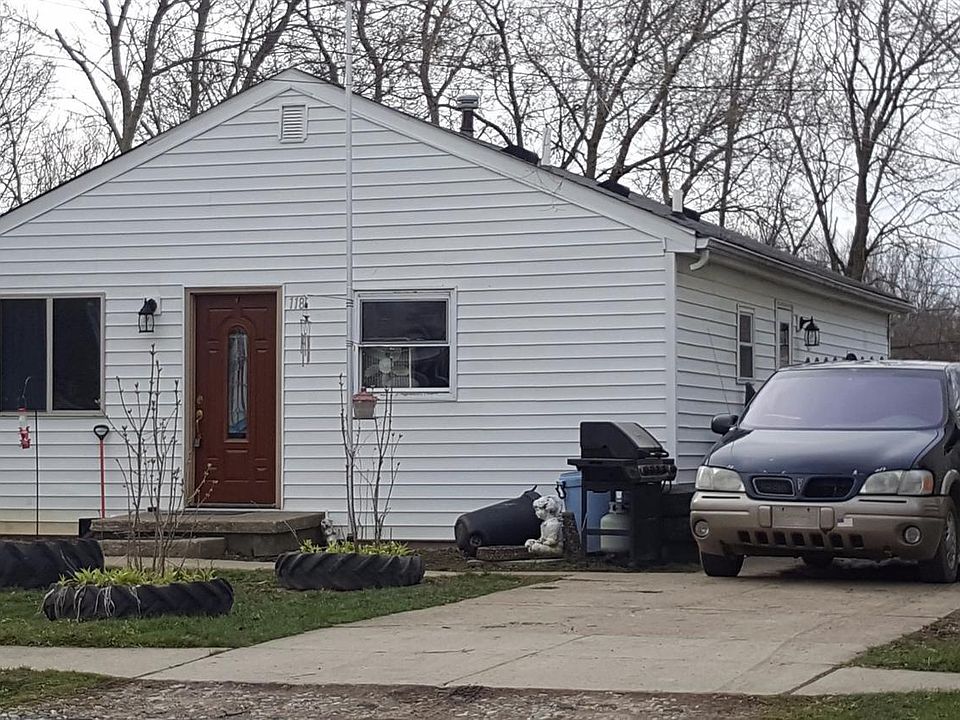 1st image of 118 E Naldrette St