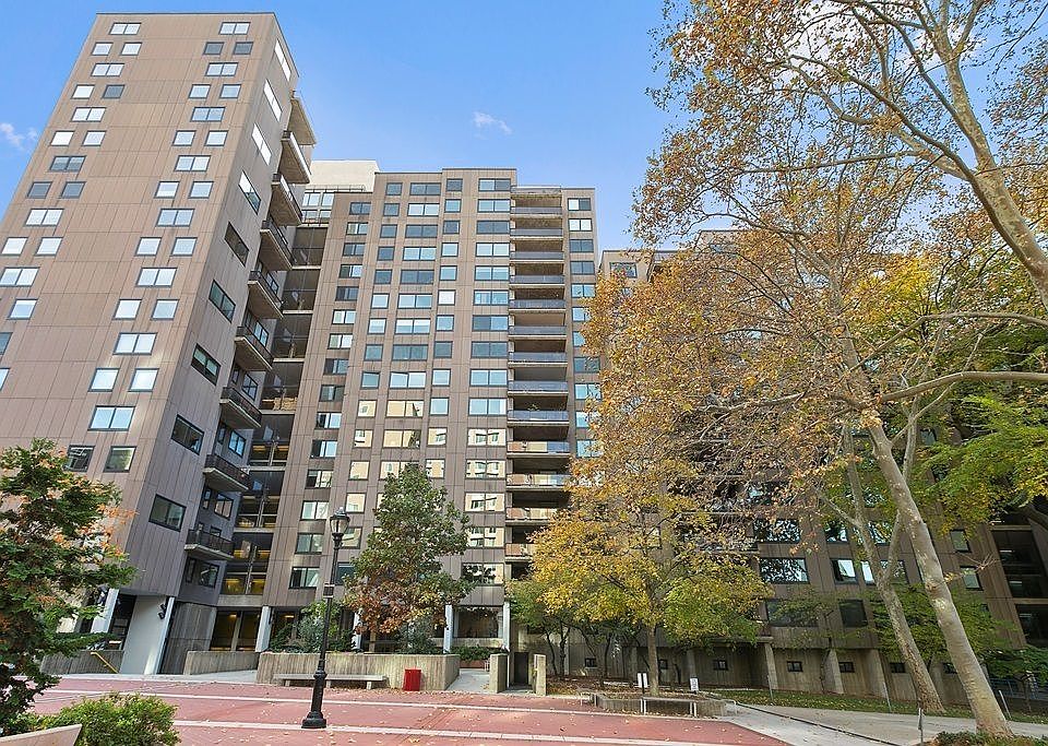 1st image of 531 Main St APT 1309