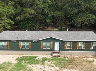 1490 E 10th St #E, Stuttgart, AR 72160