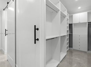 (Undisclosed Address), Fort Lauderdale, FL 33315