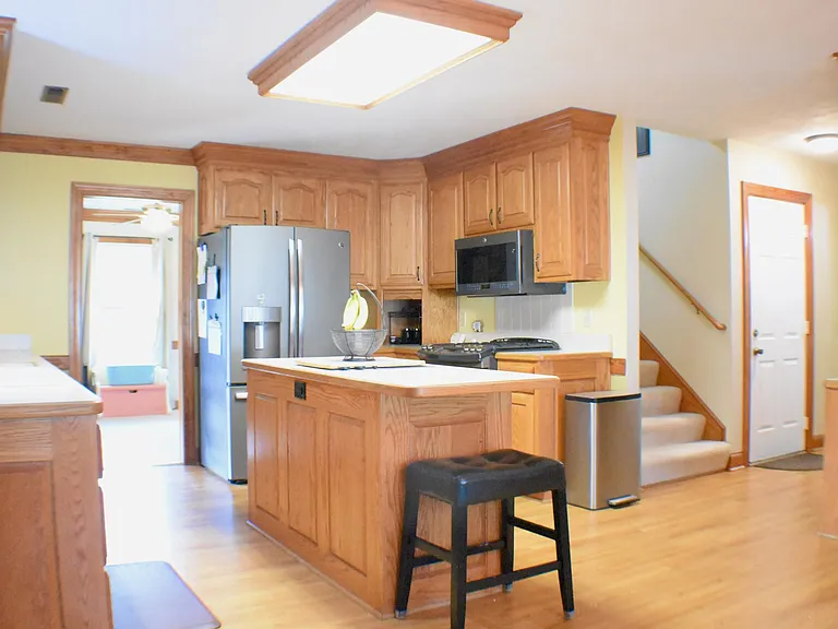 413 Southern Oak Dr — Photo 8