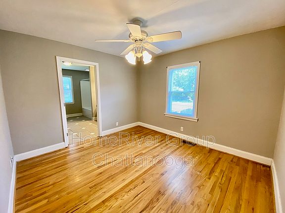 5th image of 4909 Carolyn Ln