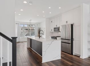 221 1st Ave NE APT 3, Minneapolis, MN 55413
