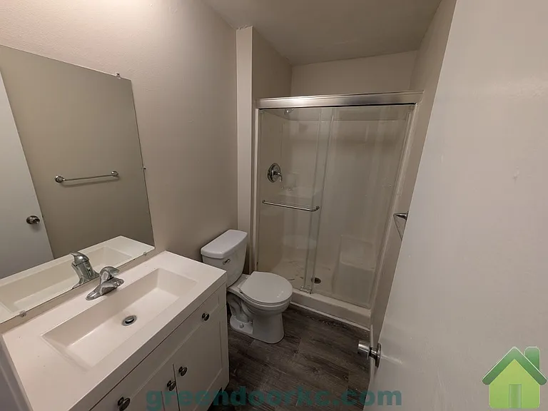 12221 S Sycamore St — Photo 10