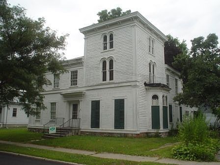 1st image of 46 Salem St