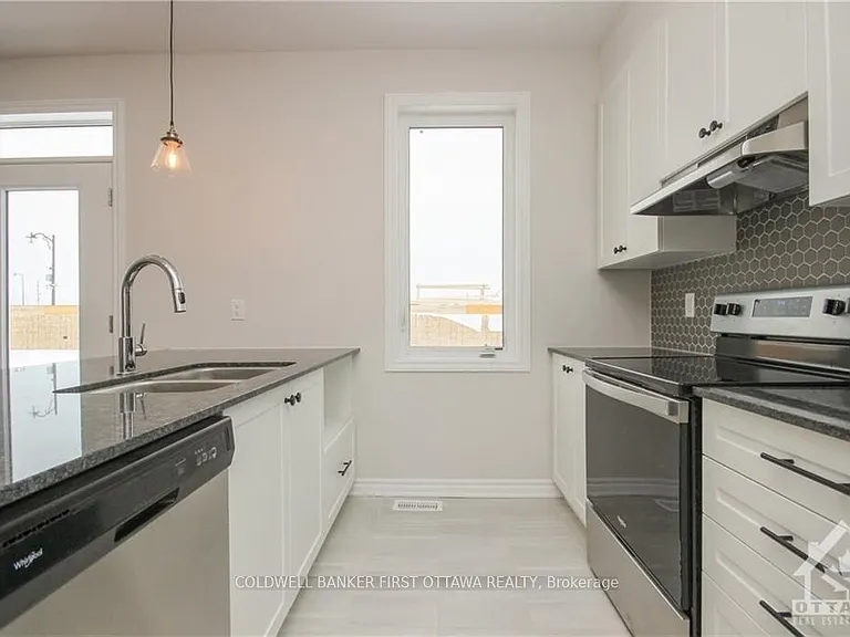 72 Focality Cres — Photo 13