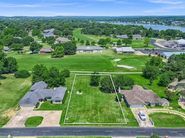 822 Kiowa Dr W, Gainesville, TX 76240