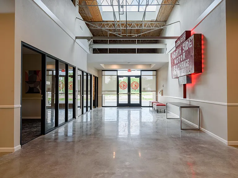 Motor City Apartments — Photo 10