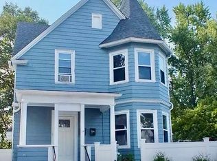 74 Toronto Ave, Providence, RI 02905