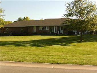 3rd image of 121 Broken Bridge Ln