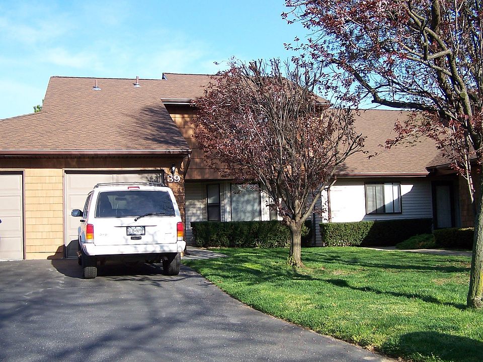 Two story w/garage & patio