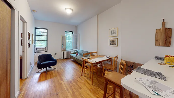 Rented by Bond New York | media 20