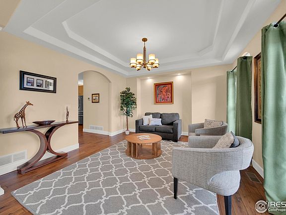 4th image of 63 Lakeview Cir