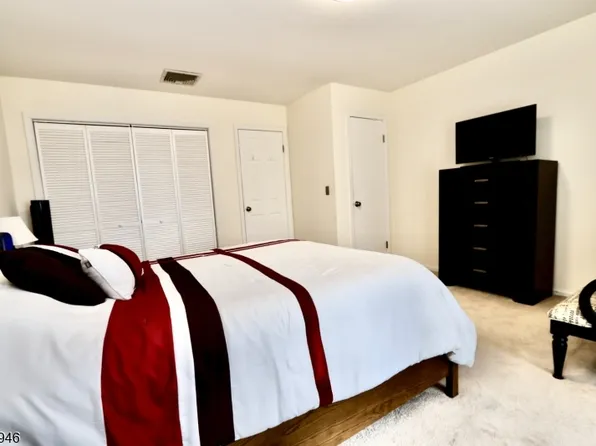 31 Willow Wood Sq #31, East Rutherford Boro, NJ 07073