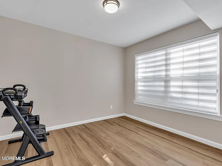 33 Diane Dr — Photo 9
