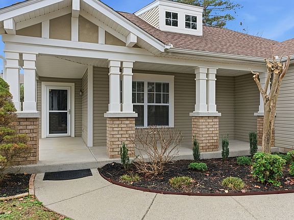 2nd image of 2917 Summer Hollow Ct