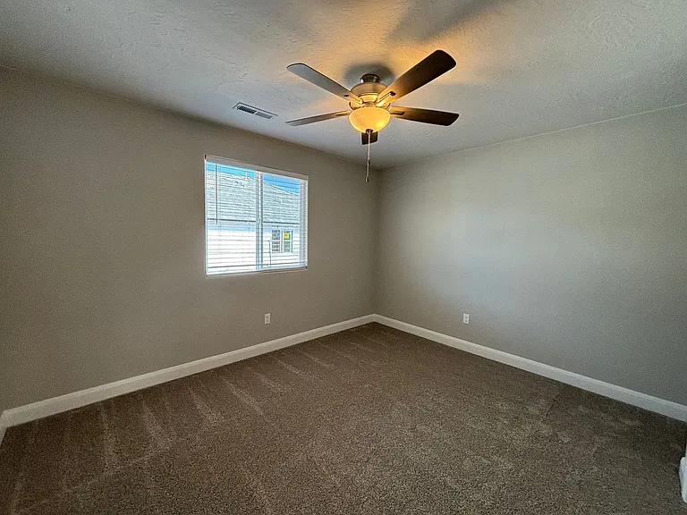 1042 S 1450 East St #22 — Photo 15