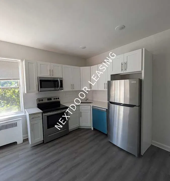 824 Avenue C #B3M
