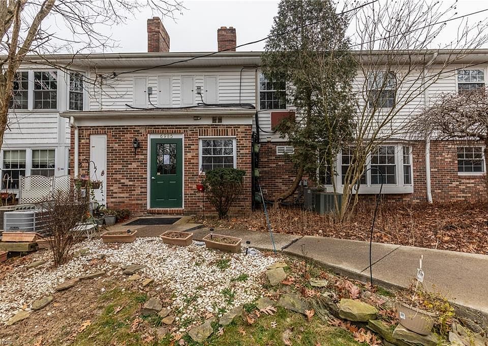 1st image of 6985 Carriage Hill Dr APT 102