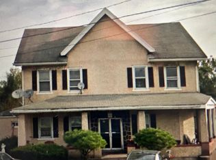 5133 Main St, Whitehall, PA 18052