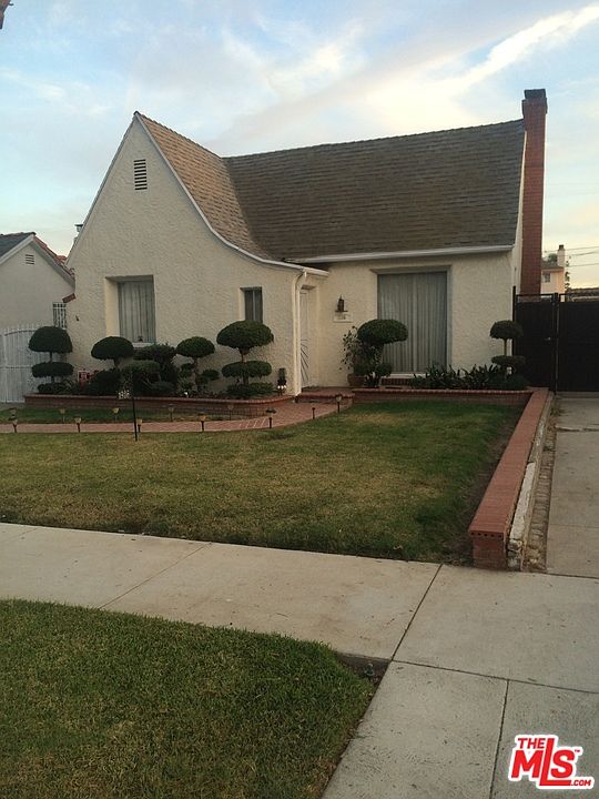 1st image of 1936 W 82nd St