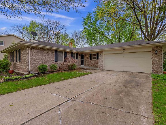 2nd image of 2836 Soland Dr