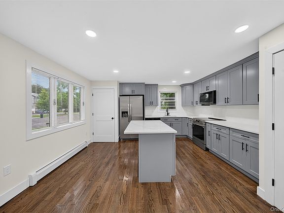 4th image of 2202 Fire Avenue
