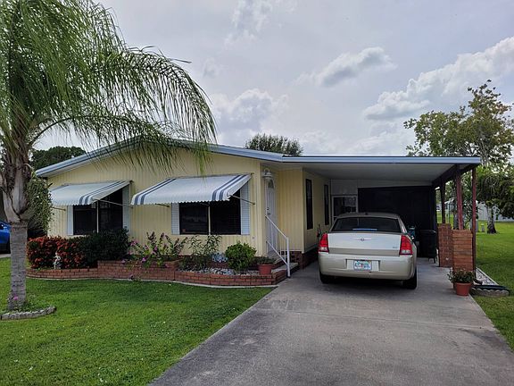 2nd image of 15819 Sandy Point Dr