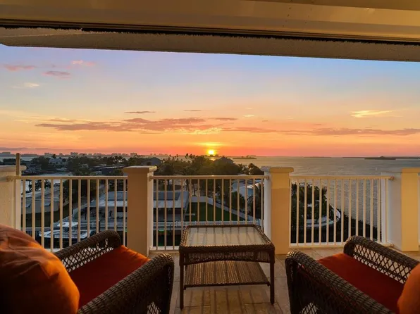 1860 N Fort Harrison Ave APT 402, Clearwater, FL 33755