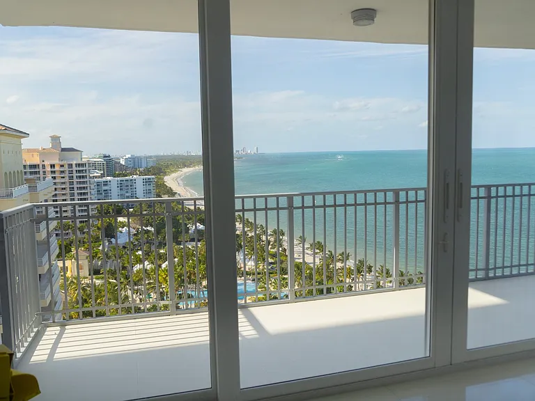881 Ocean Dr #18H — Photo 12