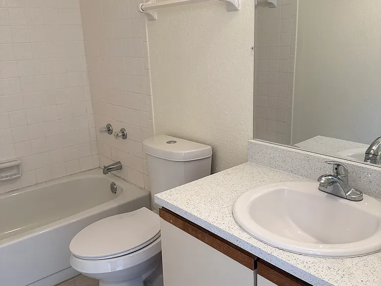 7701 Baymeadows Cir W #1036 — Photo 27
