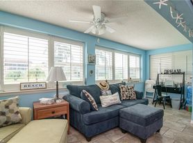 1400 Pompei Ln