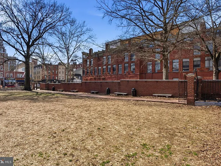 210 Church St #1C — Photo 14
