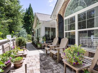 134 Grinders Cir, Greer, SC 29650