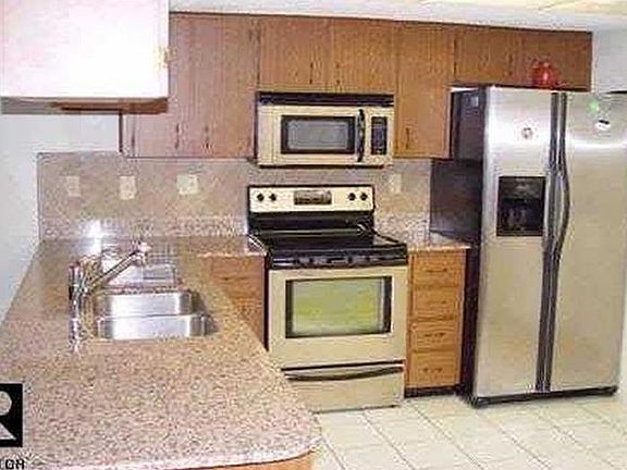 4th image of 7604 Danube Dr #D