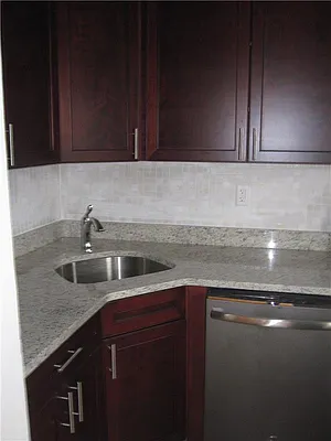 Rented by Siderow Residential Group | media 12