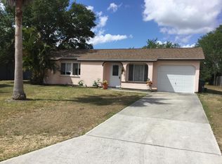 1750 SE Cascella Ct, Pt Saint Lucie, FL 34953