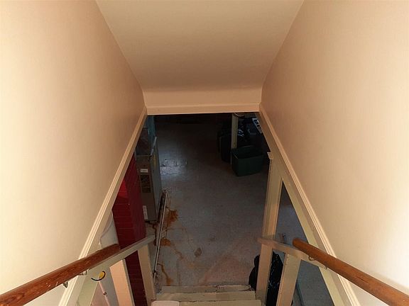 5th image of 2336 Southampton Grand