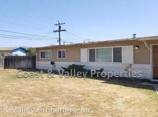 1083 Sharon Dr, Salinas, CA 93905