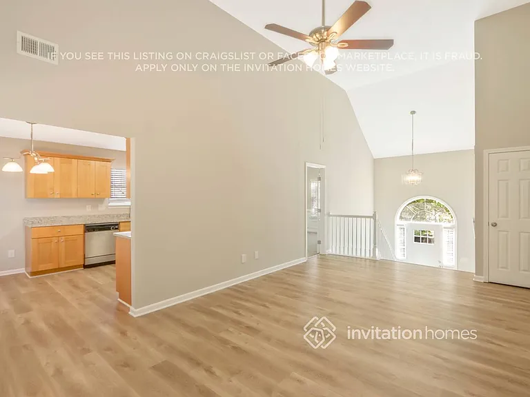 55 Dairyland Dr — Photo 5
