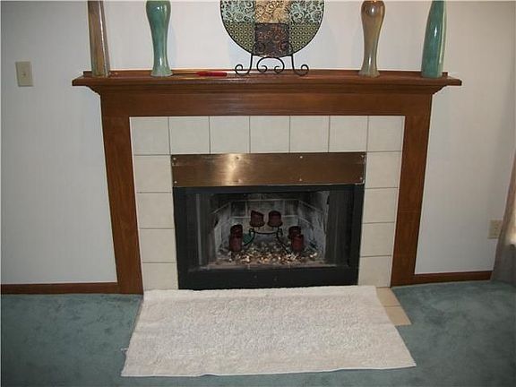 5th image of 1126 Barcelona Dr
