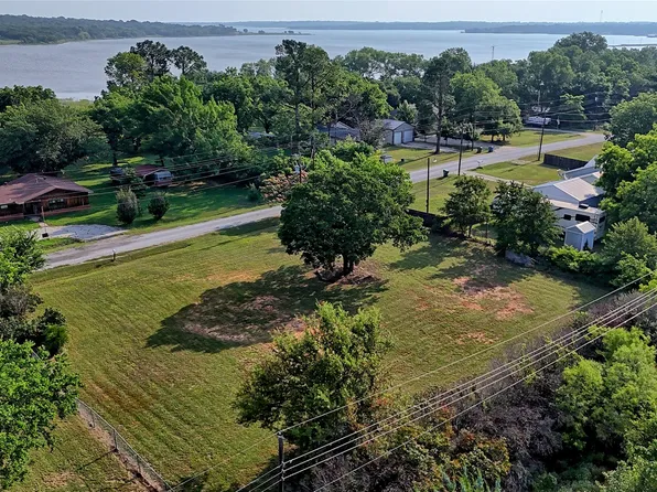 7 Oak St #8, Nocona, TX 76255