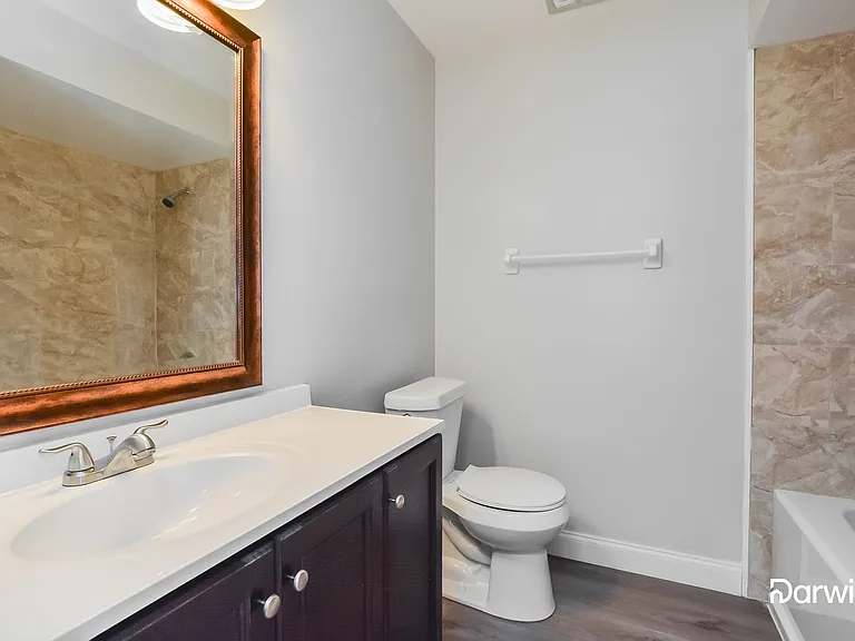 1013 Bradford Dr — Photo 10