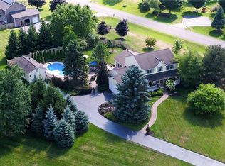 5117 Bobwhite Ln, Tully, NY 13159