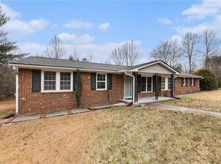 223 W Matthews St, Stoneville, NC 27048